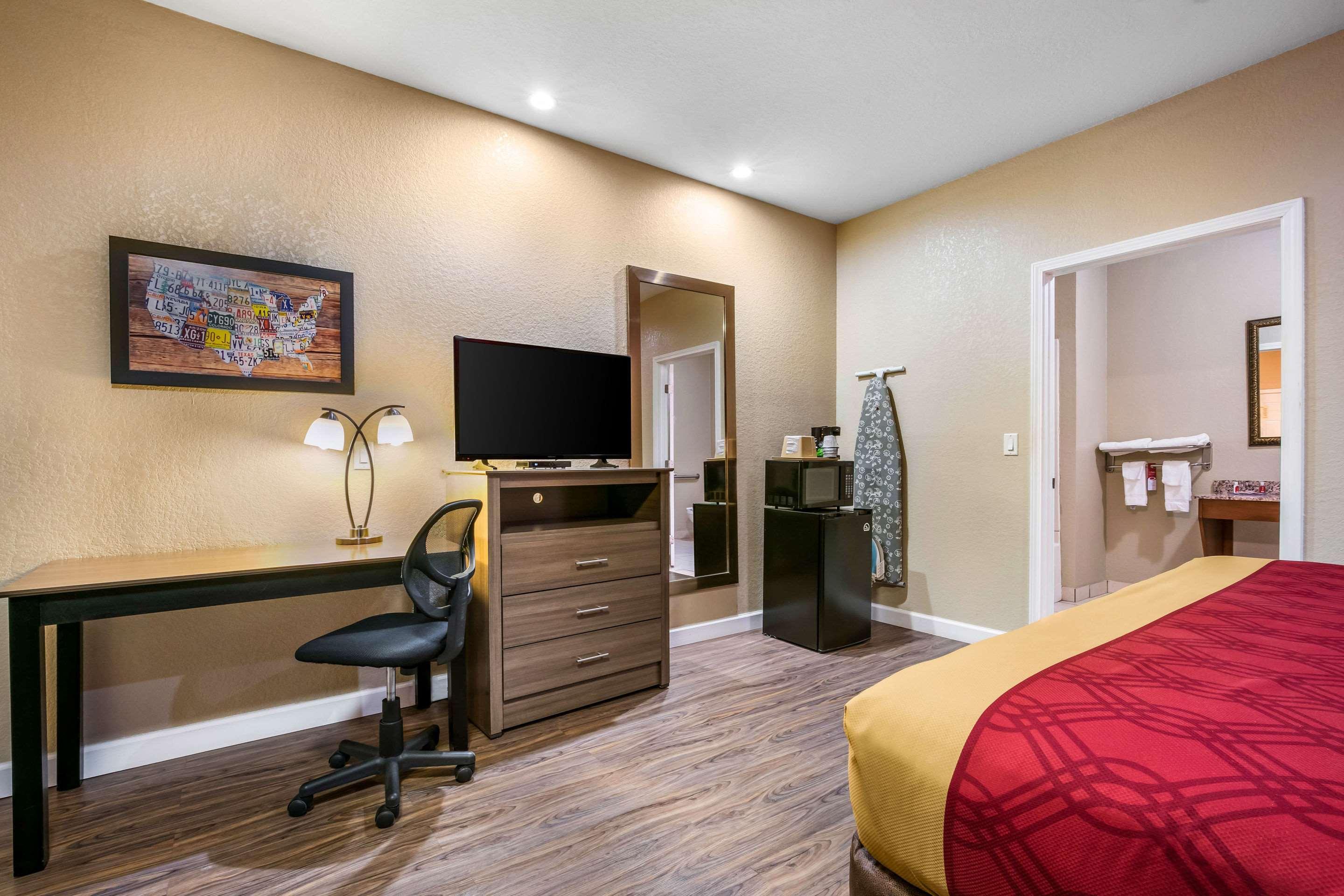 Econo Lodge Inn & Suites Horn Lake Buitenkant foto